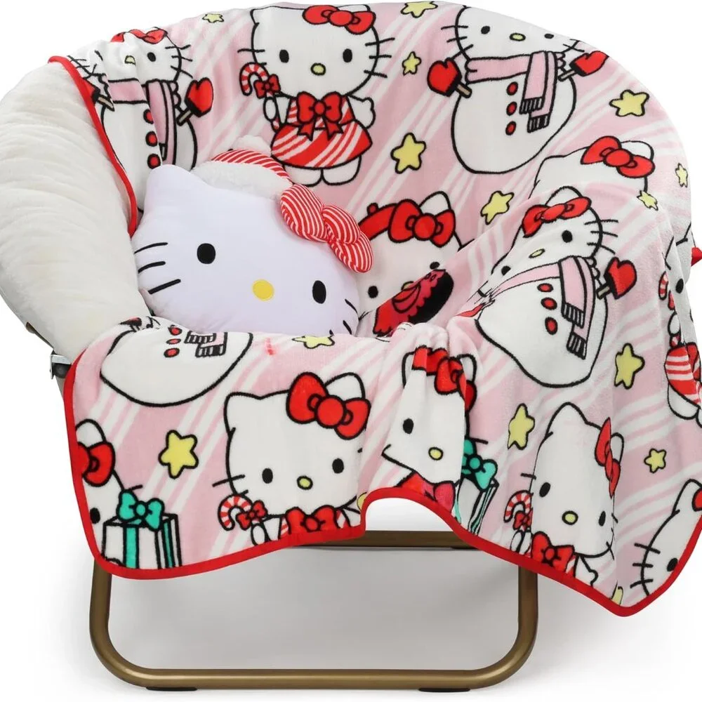 Hello Kitty Christmas Nogginz Set 12